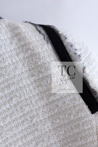 CHANEL 09S White Ivory Black Trim CC Button Jacket 40 シャネル ホワイト アイボリー ブラック トリム CC ココボタン ジャケット 即発