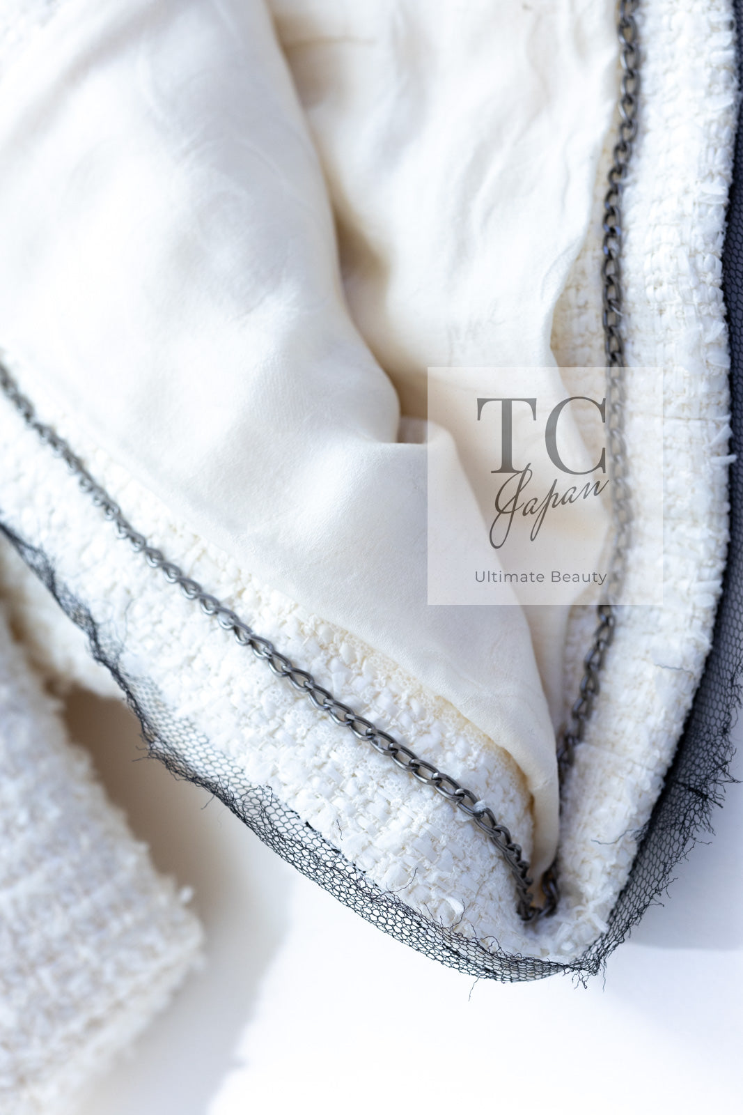 CHANEL 09S White Ivory Black Trim CC Button Jacket 40 シャネル ホワイト アイボリー ブラック トリム CC ココボタン ジャケット 即発 - TC JAPAN