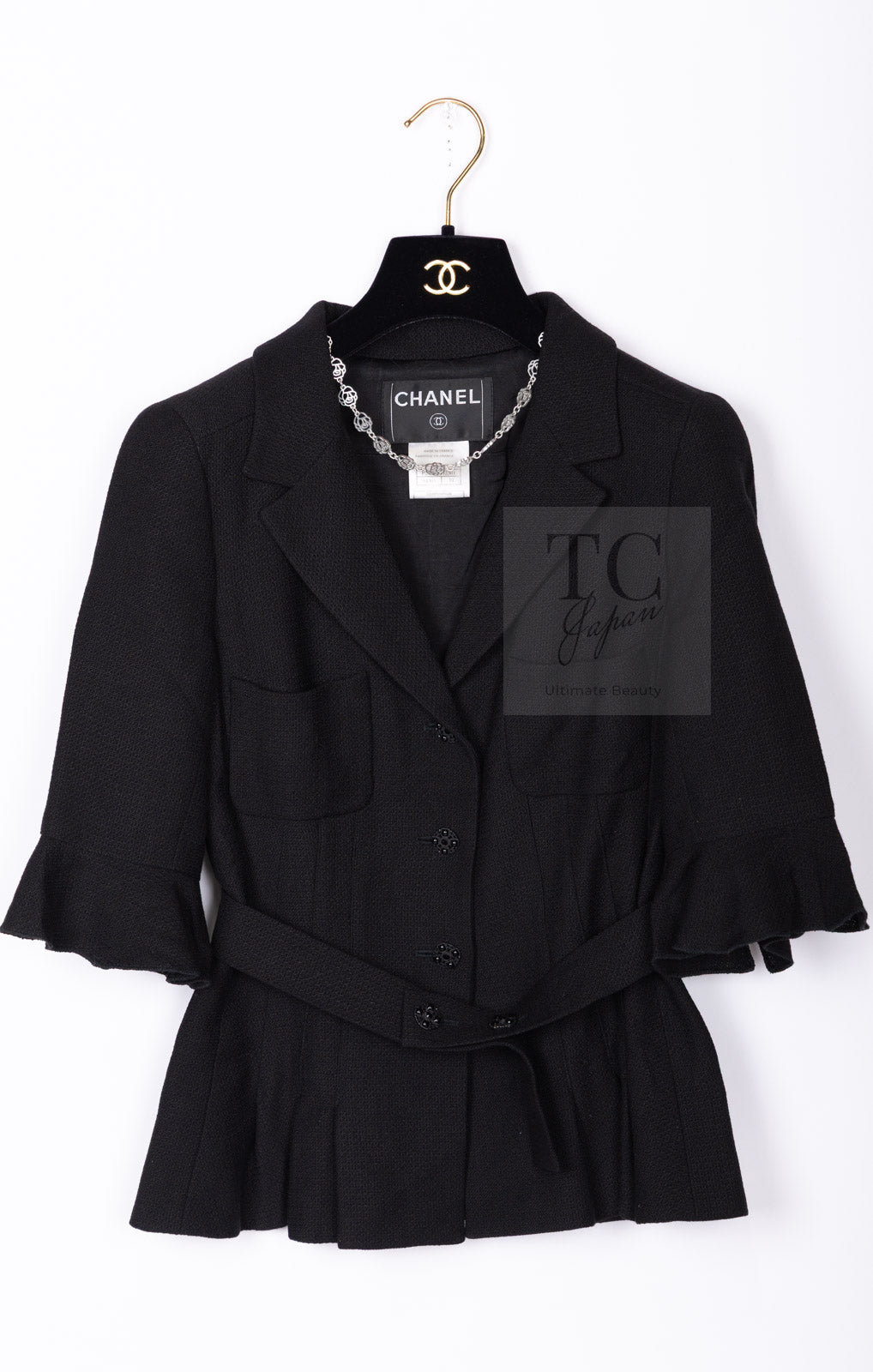 CHANEL 07C Black Wool Silk Ruffle Trim Jacket Skirt Suit 34 38 シャネル ブラック ウール シルク ラッフル トリム ジャケット スカート スーツ 即発
