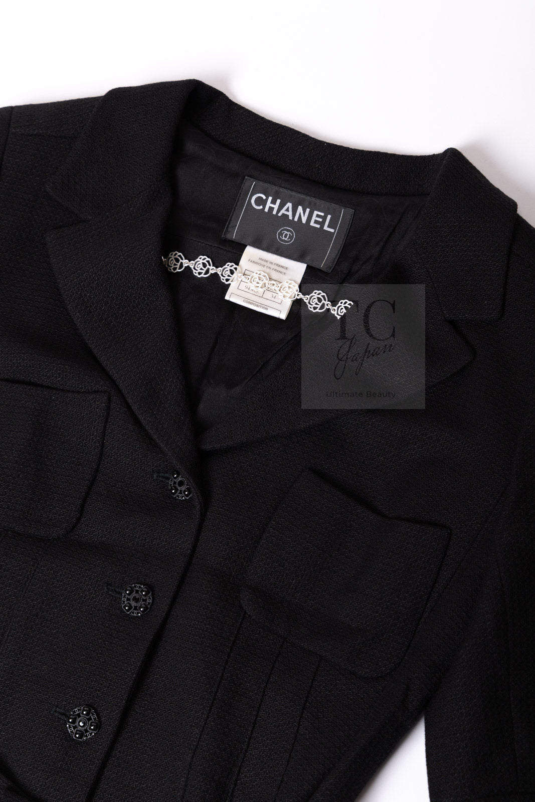 CHANEL 07C Black Wool Silk Ruffle Trim Jacket Skirt Suit 34 38 シャネル ブラック ウール シルク ラッフル トリム ジャケット スカート スーツ 即発