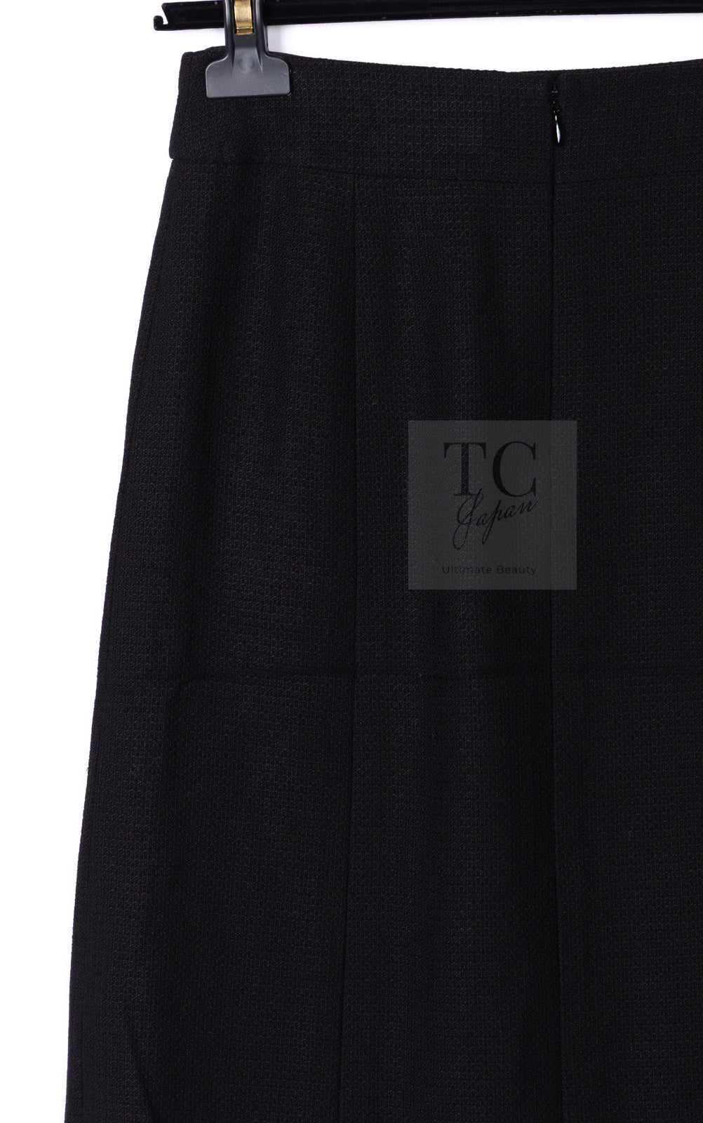 CHANEL 07C Black Wool Silk Ruffle Trim Jacket Skirt Suit 34 38 シャネル ブラック ウール シルク ラッフル トリム ジャケット スカート スーツ 即発 - TC JAPAN