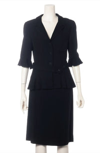 CHANEL 07C Black Wool Silk Ruffle Trim Jacket Skirt Suit 34 38 シャネル ブラック ウール シルク ラッフル トリム ジャケット スカート スーツ 即発 - TC JAPAN
