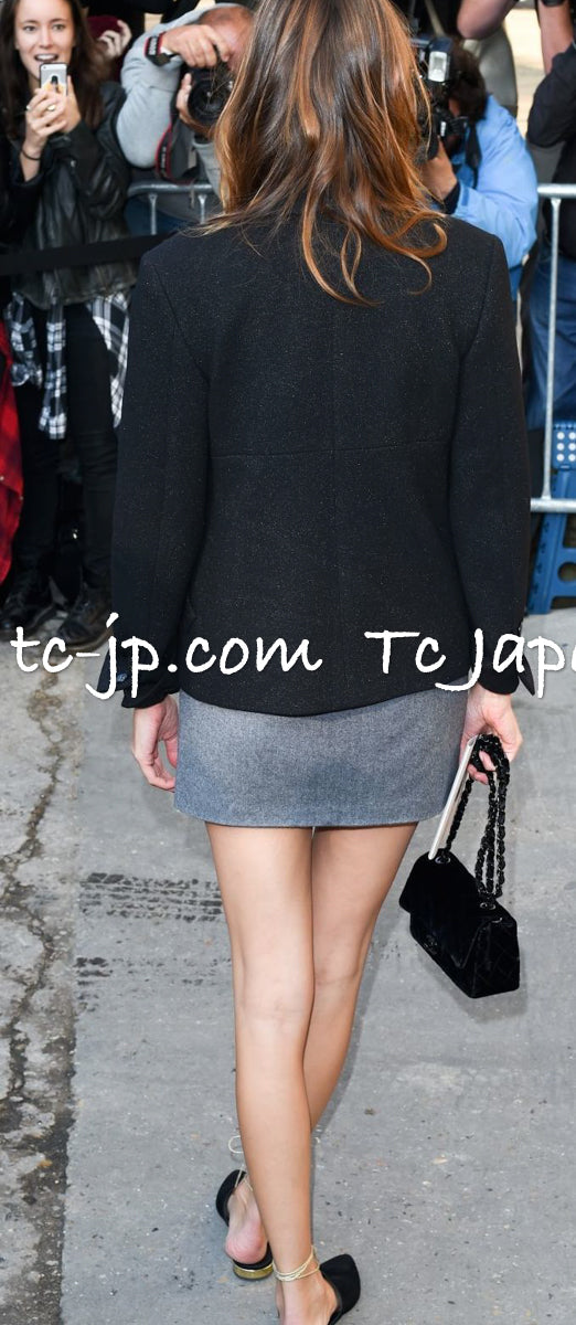 CHANEL 14B Black Metallic CC Buttons Wool Tweed Jacket 34 38 シャネル ジャケット CHANEL 14B ブラック メタリック ココボタン ウール ツイード 34 38 - TC JAPAN