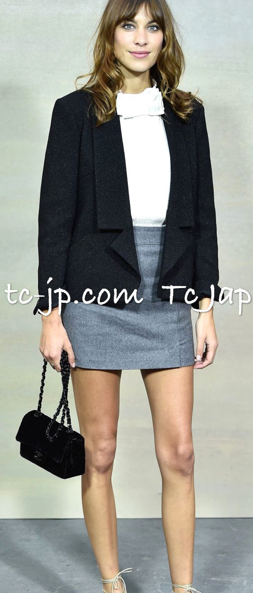 CHANEL 14B Black Metallic CC Buttons Wool Tweed Jacket 34 38 シャネル ジャケット CHANEL 14B ブラック メタリック ココボタン ウール ツイード 34 38 - TC JAPAN