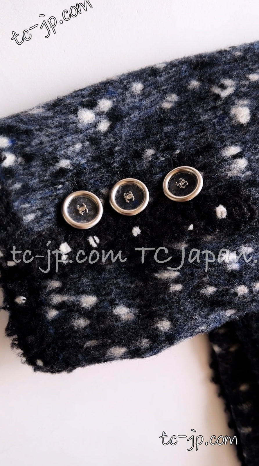 CHANEL Jacket 01A Navy Dark Gray Wool Tweed 38 40 42 | HK