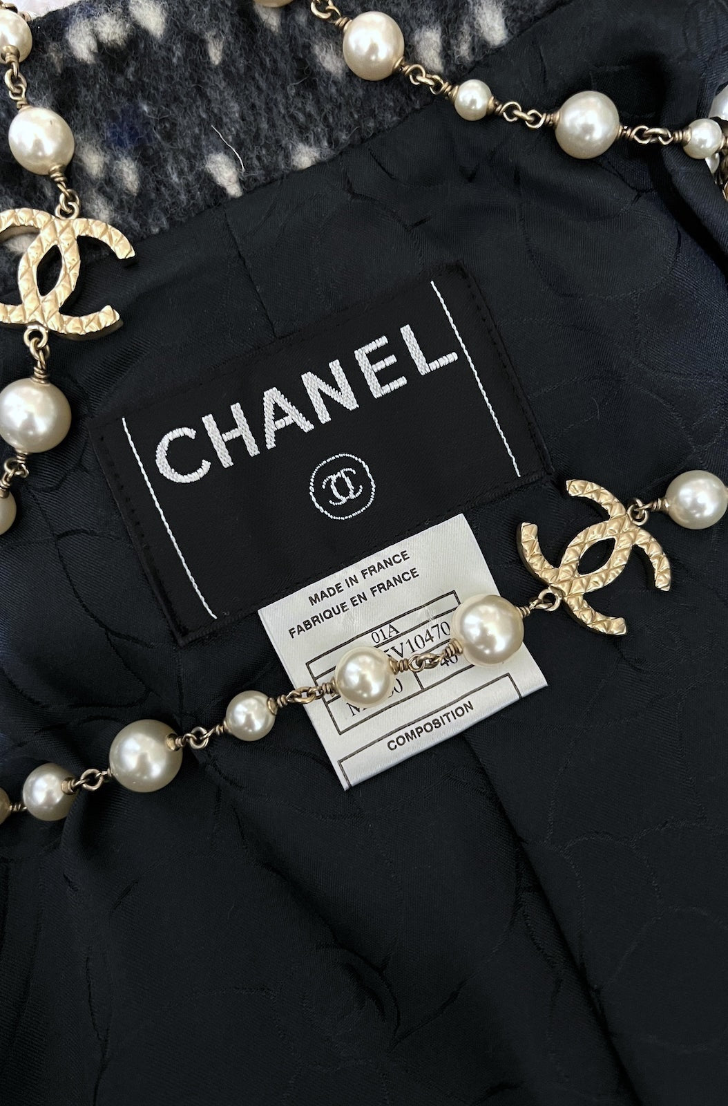 CHANEL Jacket 01A Navy Dark Gray Wool Tweed 38 40 42 | HK