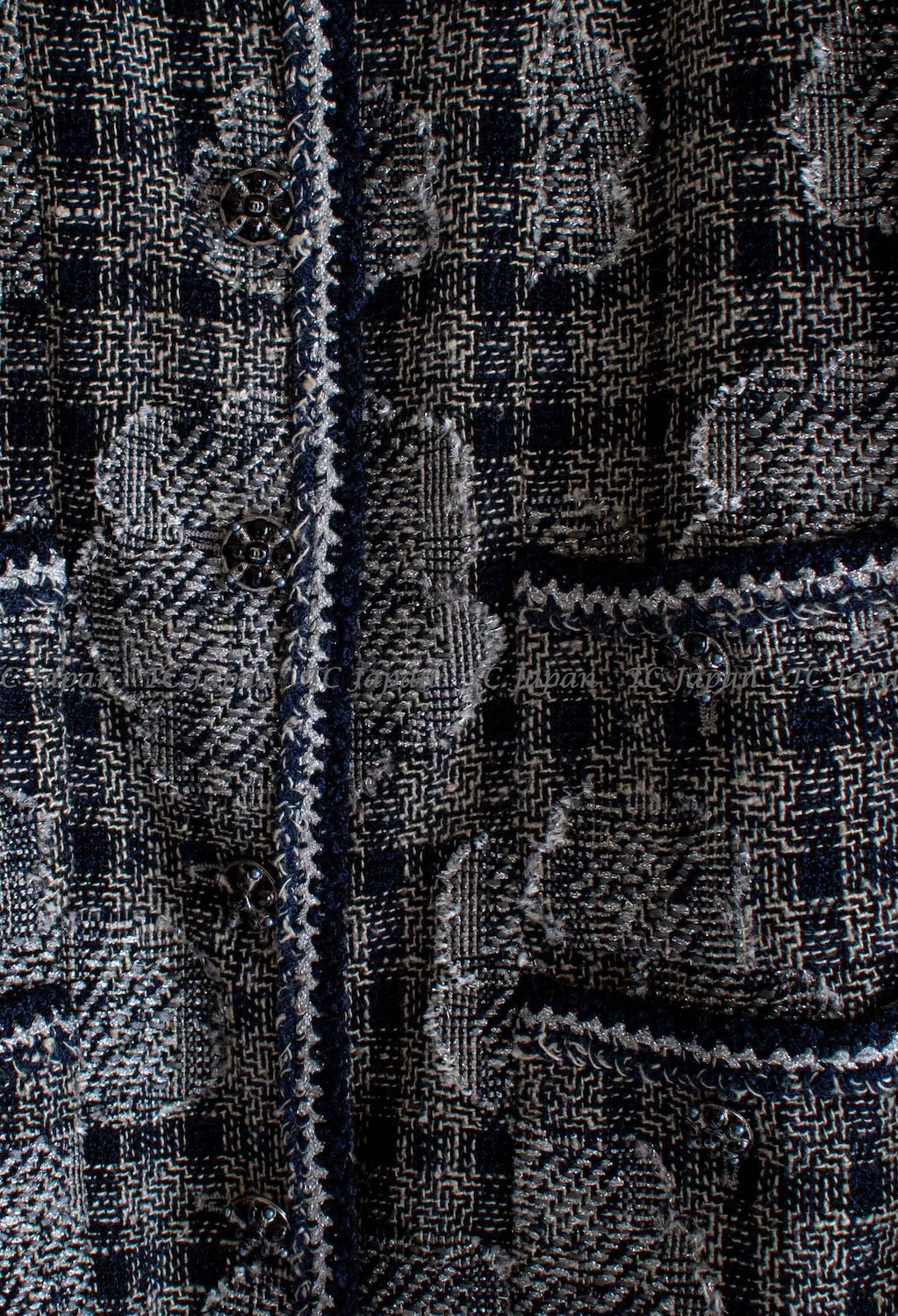 CHANEL 06PF Camellia Gray Navy Cotton Silk Gripoix Button Collarless Tweed Jacket 34 16
