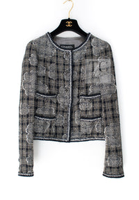 CHANEL 06PF Camellia Gray Navy Cotton Silk Gripoix Button Collarless Tweed Jacket 34 2