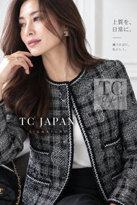 CHANEL 06PF Camellia Gray Navy Cotton Silk Gripoix Button Collarless Tweed Jacket 34 13