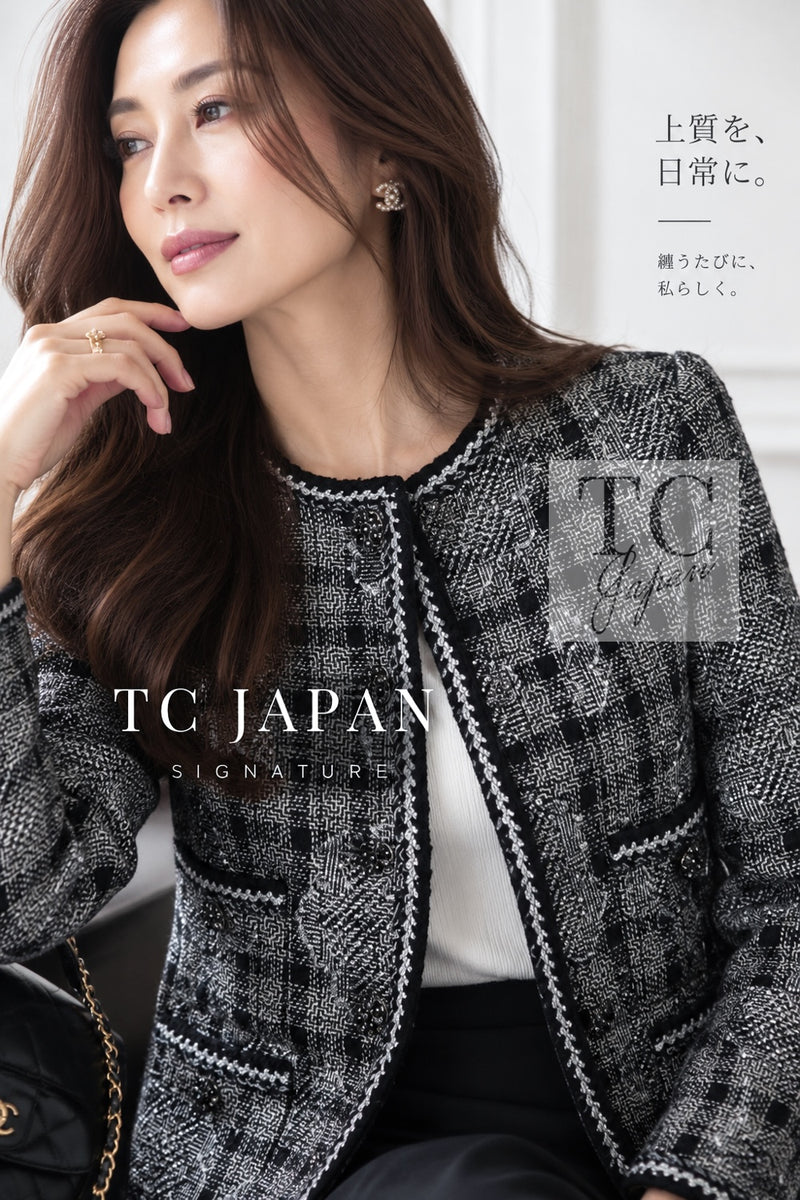 CHANEL 06PF Camellia Gray Navy Cotton Silk Gripoix Button Collarless Tweed Jacket 34 13