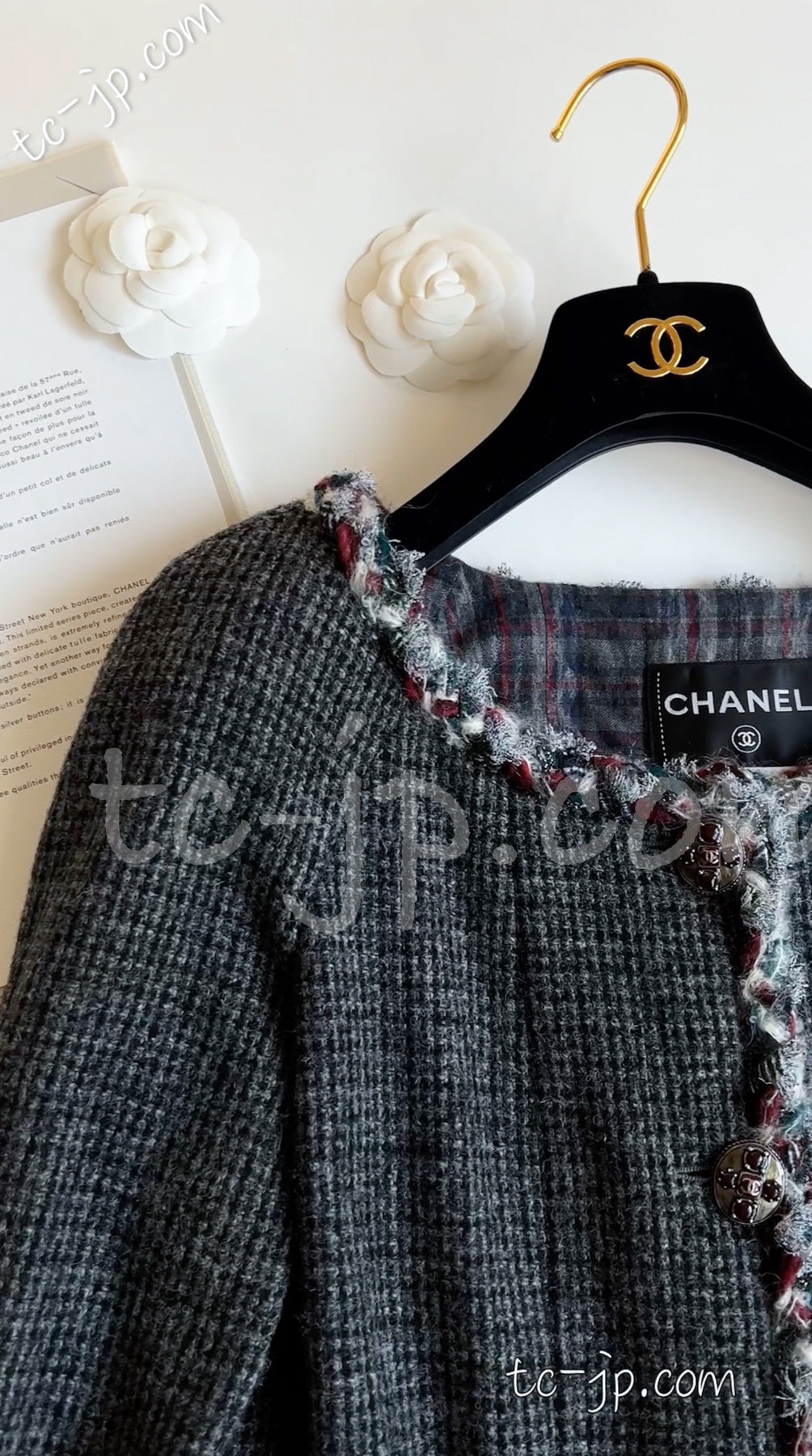 CHANEL 13PF Edinburgh Gray Trim Wool Tweed Jacket 34 シャネル グレー トリミング ウール 100% ツイード ジャケット 即発