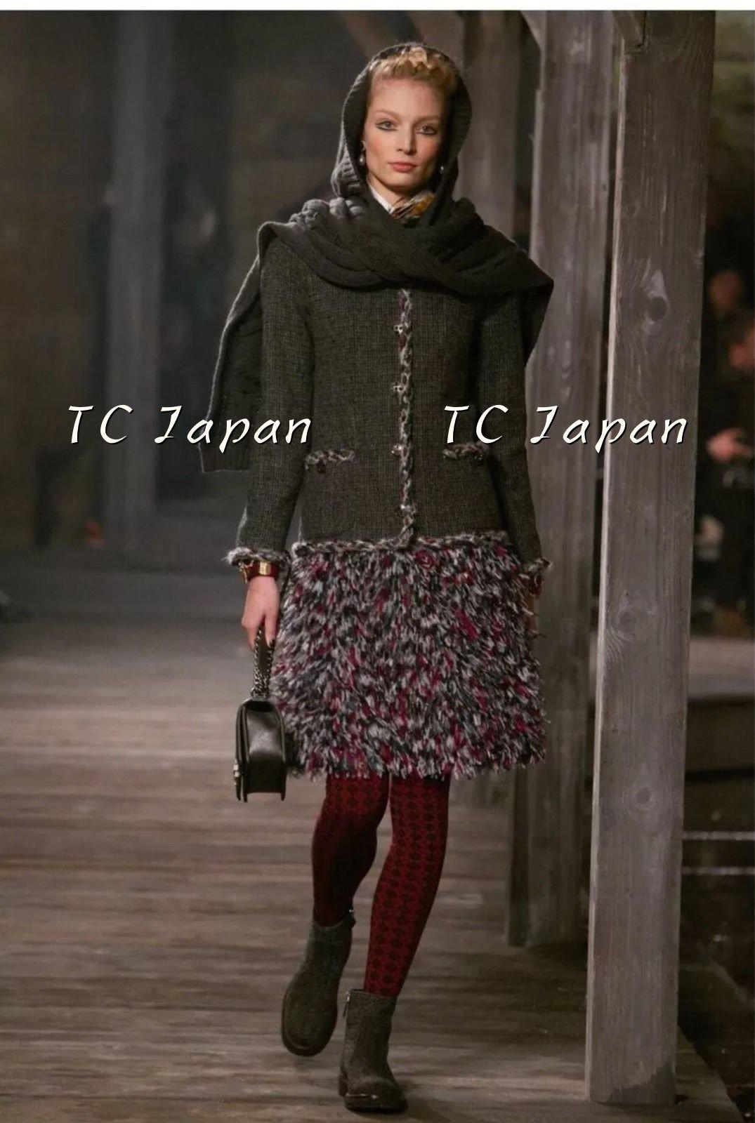 CHANEL 13PF Edinburgh Gray Trim Wool Tweed Jacket 34 シャネル グレー トリミング ウール 100% ツイード ジャケット 即発 - TC JAPAN