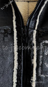 CHANEL 08A Shearling Lambswool Leather CC Logo Hooded Jacket Coat 34 36 シャネル ダーク チョコ ブラック ラム レザー ウール ムートン 本革 CCロゴ フード付 ブルゾン ジャケット コート 即発