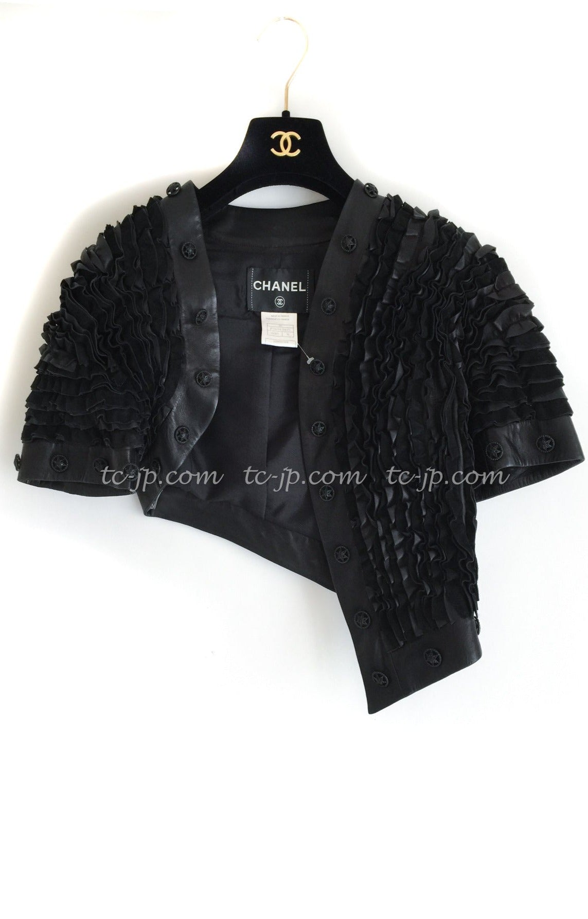 CHANEL 08S Black Cropped Leather Jacket 34 36 シャネル ブラック クロップド レザー ジャケット 即発