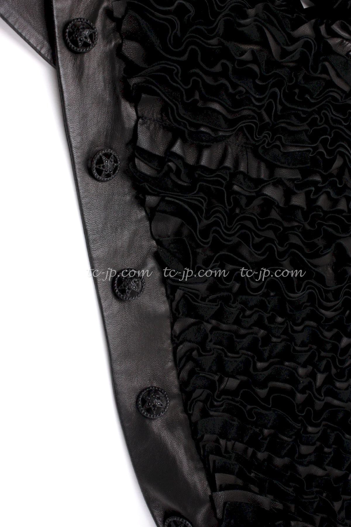 CHANEL 08S Black Cropped Leather Jacket 34 36 シャネル ブラック クロップド レザー ジャケット 即発