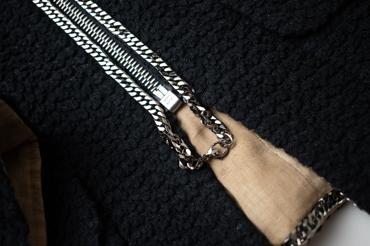 シャネル ジャケット CHANEL ブラック チェーントリム ジッパー