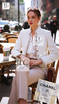 CHANEL 11PF Creme Ivory Gold Gripoix Buttons Wool Jacket Cameron Diaz 34 36 シャネル クリーム アイボリー ゴールド グリポア宝石ボタン ウール ジャケット キャメロン ディアス 即発
