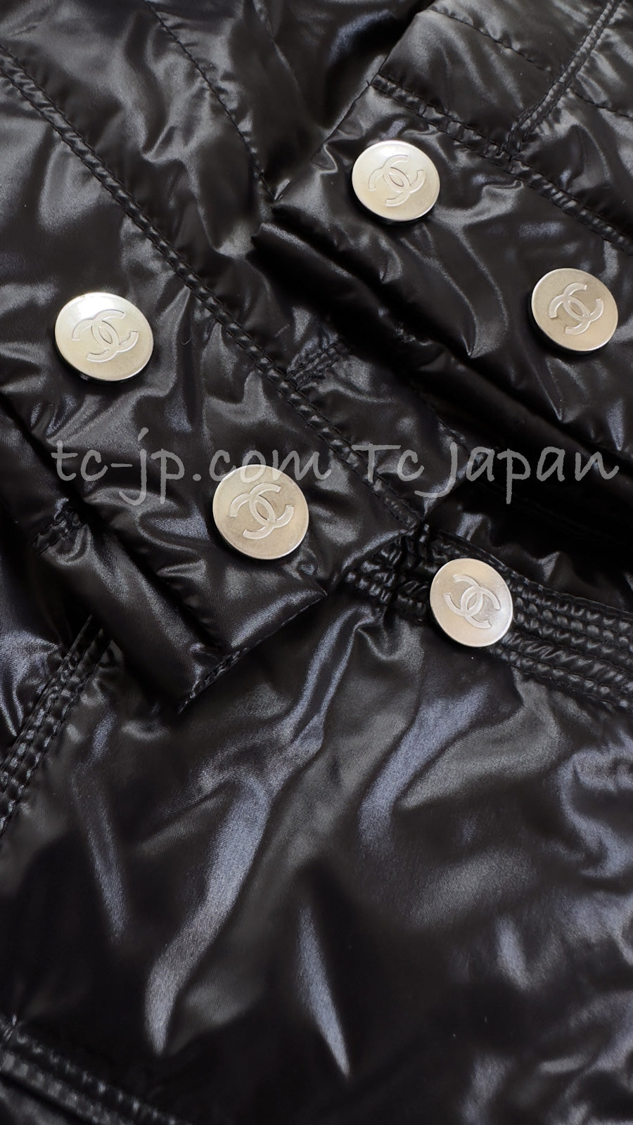 シャネル ジャケット CHANEL ブラック ナイロン ジッパー 12S Black Nylon Zipper Jacket – TC JAPAN