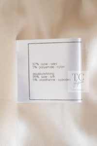 CHANEL 06A Ivory Black Trimming Wool Tweed Jacket 36 シャネル アイボリー ブラック トリミング ウール ツイード ジャケット 即発