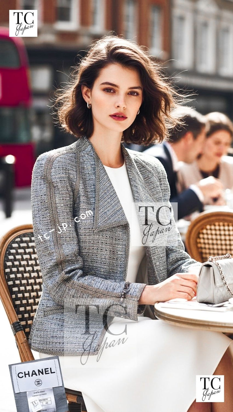 CHANEL 11S Silver Gray Yellow Rhinestone Trim Jacket 40 シャネル シルバー グレー イエロー 豪華 ラインストーン トリム ジャケット 即発