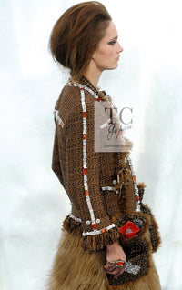 CHANEL 10A Beige Fringe Trimmed Goat Skin Tweed Jacket Skirt Suit 38 シャネル ベージュ フリンジ トリム ゴート スキン ツイード ジャケット スカート スーツ 即発 - TC JAPAN