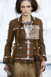 CHANEL 10A Beige Fringe Trimmed Goat Skin Tweed Jacket Skirt Suit 38 シャネル ベージュ フリンジ トリム ゴート スキン ツイード ジャケット スカート スーツ 即発 - TC JAPAN