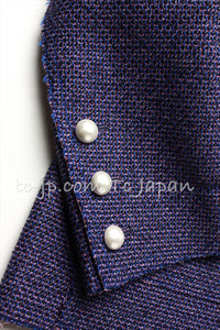 CHANEL 13S Indigo Navy Purple Pink Pearl Big CC Button Tweed Jacket Coat 38 シャネル インディゴ ネイビー パープル ピンク パール ビッグ CC ボタン ノーカラー ツイード ジャケット コート