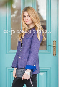 CHANEL 13S Indigo Navy Purple Pink Pearl Big CC Button Tweed Jacket Coat 38 シャネル インディゴ ネイビー パープル ピンク パール ビッグ CC ボタン ノーカラー ツイード ジャケット コート