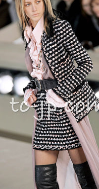 CHANEL 06A Black Metallic Multicolor Tweed Jacket 36 シャネル ブラック メタリック ツイード ジャケット スカート スーツ 即発