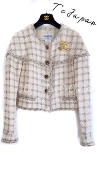 CHANEL 11A Ivory Creme Chain Braid Trimming Collarless Tweed Jacket 40 シャネル アイボリー クリーム チェーン ブレイド トリム ノーカラー ツイード ジャケット 即発