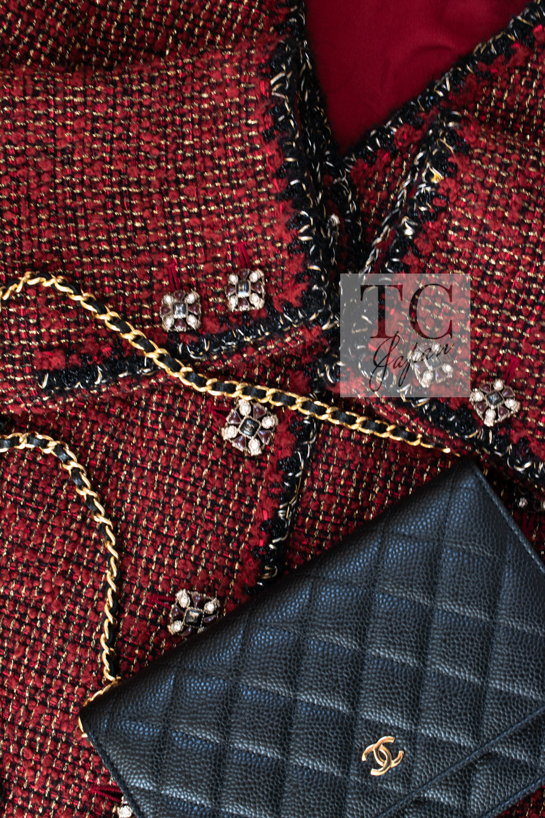 CHANEL Jacket 11A Red Black Gold Metallic Fantasy Tweed 40