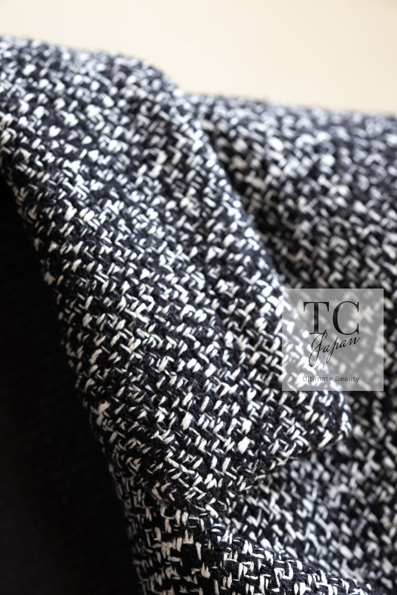 CHANEL 07S Black White Silk Tweed Jacket 42 シャネル ブラック ホワイト シルク100% ジャケット 即発