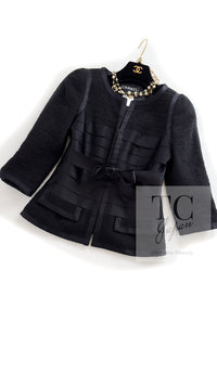 CHANEL 06A Black Wool Silk Ribbon Collarless Jacket Audrey Hepburn 38 シャネル ブラック ウール シルク リボン ノーカラー ジャケット オードリー ヘップバーン 即発