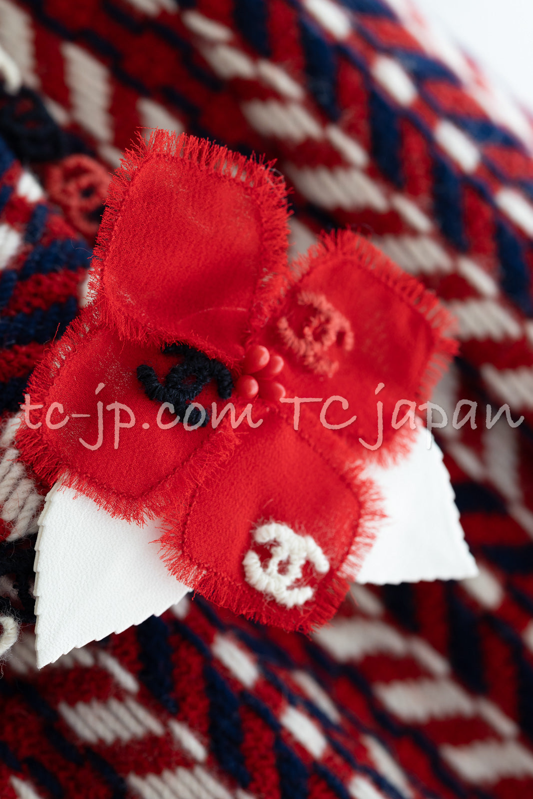 CHANEL 04A Red Tricolore CC Logo Trim Jacket Skirt Suit 34 ② シャネル レッド トリコロール ジャケット スカート スーツ カメリアブローチ付 即発