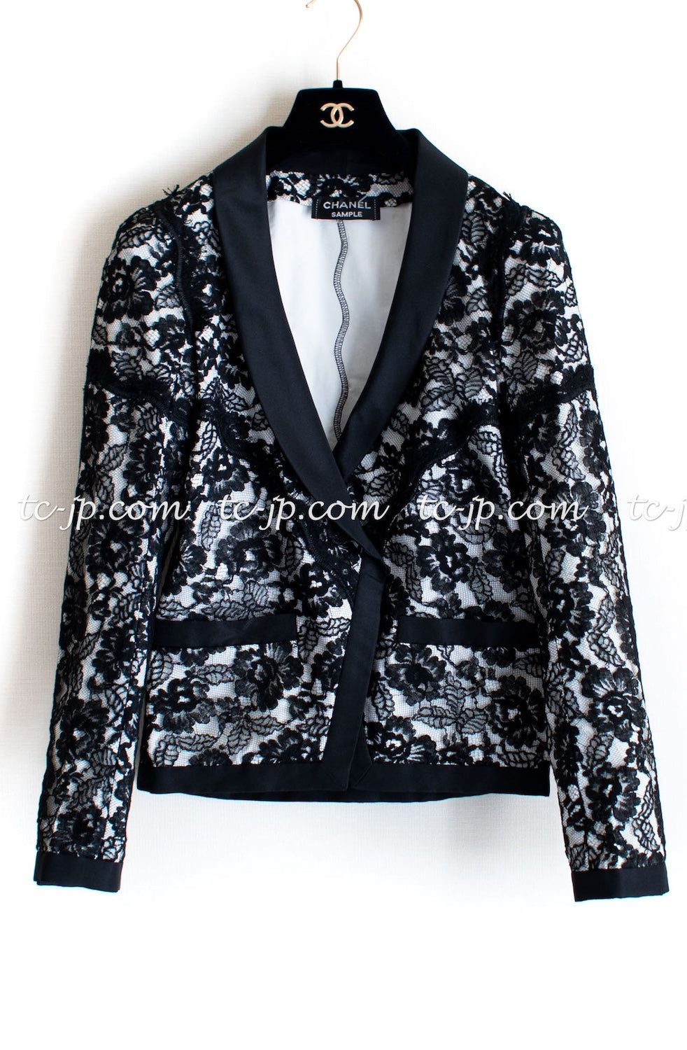 CHANEL 14C Black White Floral Lace Party Jacket 34 36 シャネル ブラック ホワイト フローラル レース パーティー ジャケット 即発 - TC JAPAN