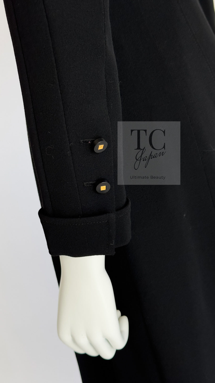 CHANEL 96A Vintage Black Wool Jacket Coat CC Gold Button 34 シャネル ヴィンテージ ブラック ウール ジャケット コート ココボタン 即発