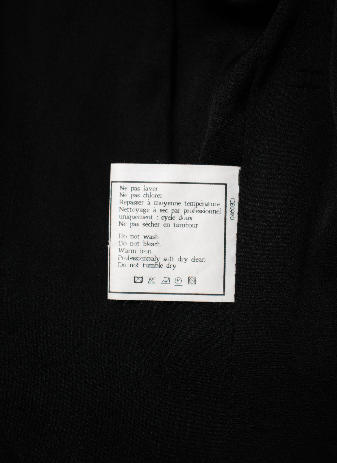 CHANEL 96A Vintage Black Wool Jacket Coat CC Gold Button 34 シャネル ヴィンテージ ブラック ウール ジャケット コート ココボタン 即発