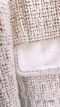 CHANEL 12PF Ivory Creme Metallic Silk Collar Mohair Tweed Coat 38 40 42 シャネル アイボリー クリーム メタリック シルク襟 モヘア ツイード コート 即発