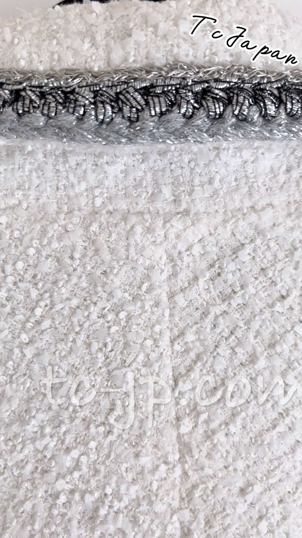 CHANEL 20S White Wool Cotton Braid Trim Beaded Tweed Jacket Coat 34 シャネル ジニー着 ホワイト ウール コットン ブレード トリム ビーズ ツイード ジャケット コート 即発