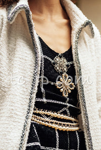 CHANEL 20S White Wool Cotton Braid Trim Beaded Tweed Jacket Coat 34 シャネル ジニー着 ホワイト ウール コットン ブレード トリム ビーズ ツイード ジャケット コート 即発