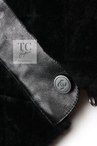 CHANEL 10A Black Leather Lambskin Coat Jacket 40 シャネル ブラック ラムスキン レザー コート ジャケット 即発