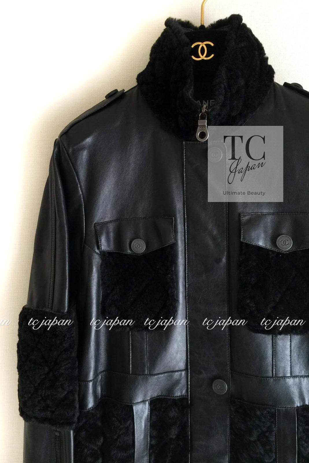 CHANEL 10A Black Leather Lambskin Coat Jacket 40 シャネル ブラック ラムスキン レザー コート  ジャケット 即発