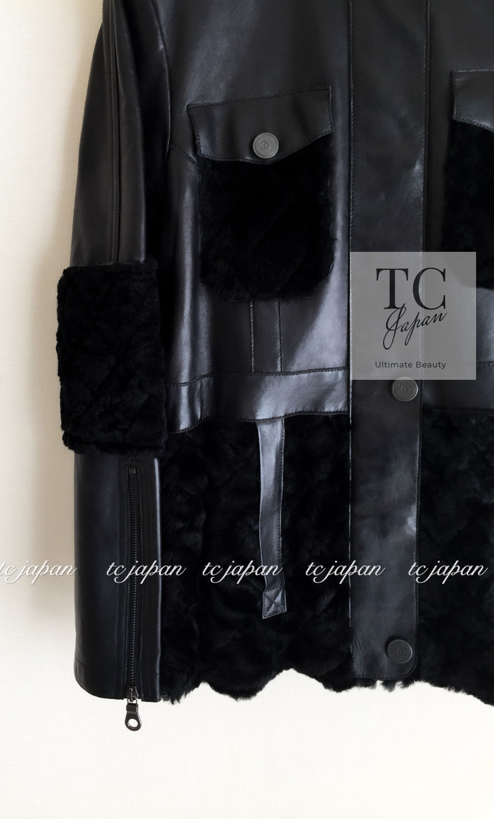 シャネル レザー ジャケット CHANEL ブラック ラムスキン コート 10A Black Lambskin Leather Coat Jacket  – TC JAPAN