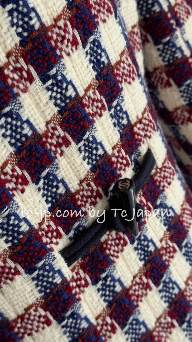 CHANEL 06A Red Blue Ivory Wool Plaid Duffle Coat 40 シャネル レッド ブルー アイボリー ウール チェック フード付 ダッフル コート 即発