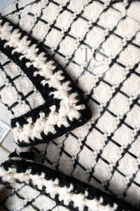 CHANEL 00A Ivory Beige Black Check Wool Alpaca Mohair Tweed Coat 38 4
