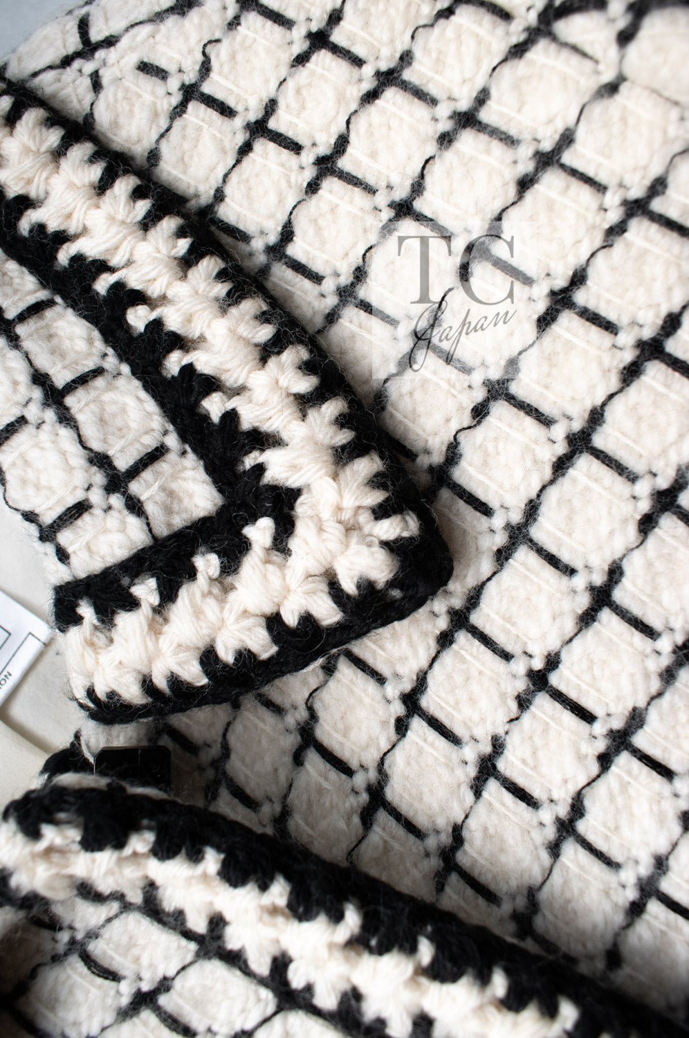 CHANEL 00A Ivory Beige Black Check Wool Alpaca Mohair Tweed Coat 38 4