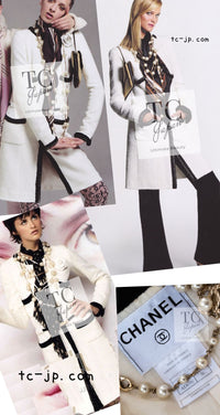 CHANEL 00A Ivory Black Trim Tweed Dress Coat with Belt 34 2