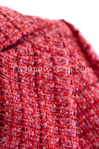 CHANEL 20PS Pink Coral Red CC Logo Buttons Tweed Jacket 38 シャネル ピンク コーラル レッド ジャケット ビジュー CCロゴ ボタン即発