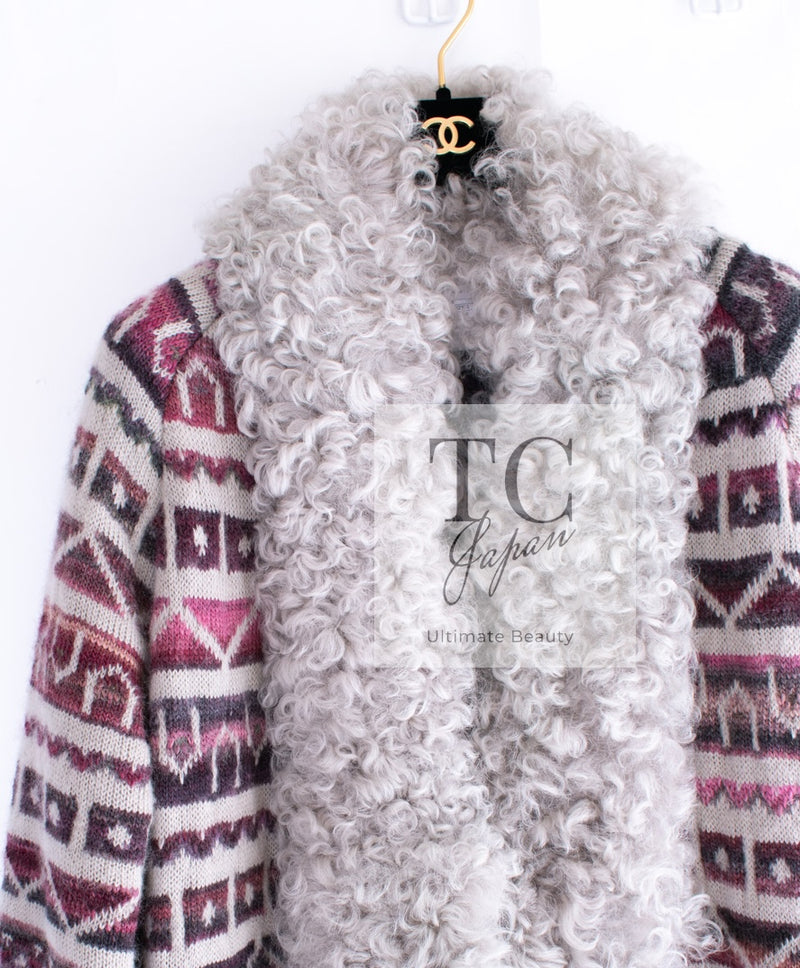 CHANEL 09PF Gray Purple Shearing Lamb Fur Trim Wool Mohair Knit Cardigan Coat 42 シャネル グレー パープル ラム ファートリム ウール モヘア ニット カーディガン コート 即発