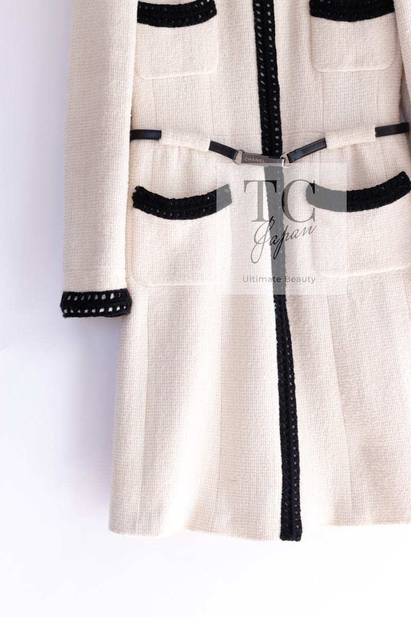 CHANEL 00A Ivory Black Trim Tweed Dress Coat with Belt 34 シャネル アイボリー ブラック トリム ベルト付 ワンピース コート 即発
